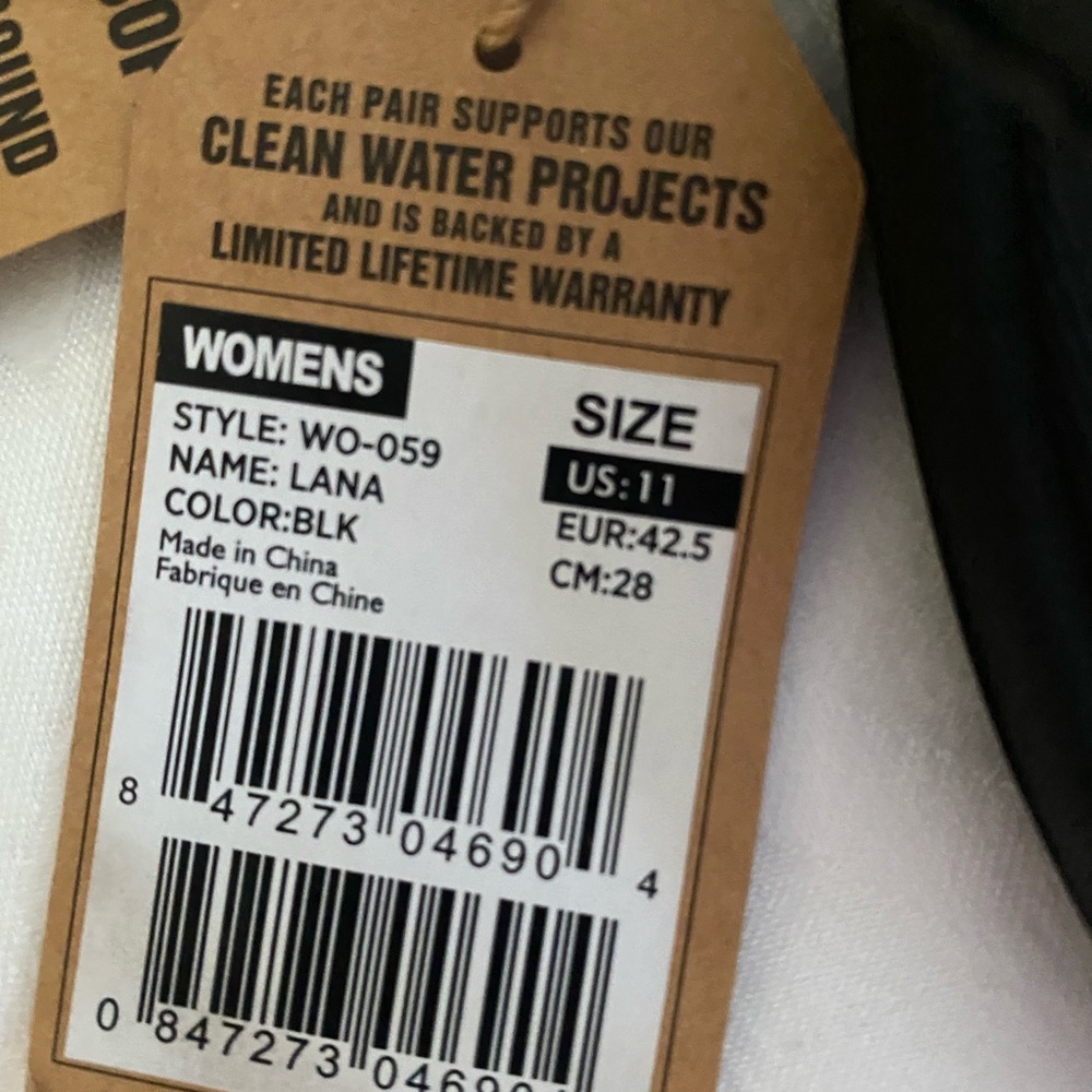 NEW Freewaters Lana Black 11-M Memory Foam Sandals - Picture 3 of 4